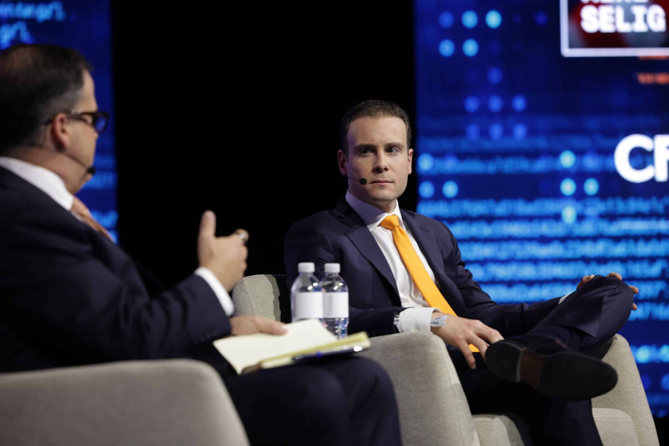 SECとCFTCのトップが、米国内の暗号資産、トークン化、そして将来を見据えた規制をめぐって「新たな時代」の到来を示唆